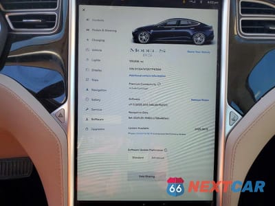 Zdjęcie 9 z 13 samochodu: 2014 TESLA MODEL S VIN:5YJSA1H12EFP41588 - miniatura