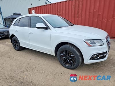 Czwarte zdjęcie samochodu z boku: 2014 AUDI Q5 PREMIUM PLUS VIN:WA1LGCFP4EA113881 - miniatura