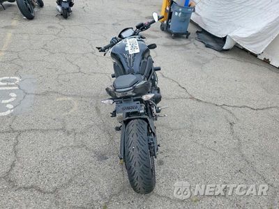 Zdjęcie 6 z 9 samochodu: 2022 KAWASAKI ZR900 VIN:JKAZR2F1XNA036640 - miniatura
