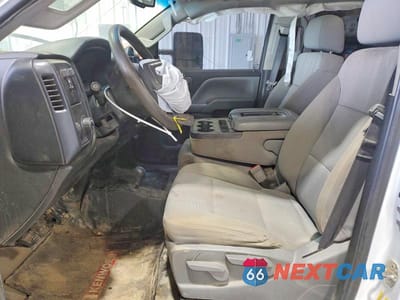 Zdjęcie 7 z 12 samochodu: 2019 GMC SIERRA K2500 HEAVY DUTY VIN:1GT12NEY2KF111711 - miniatura