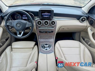 Zdjęcie 9 z 12 samochodu: 2019 MERCEDES-BENZ GLC 300 4MATIC VIN:WDC0G4KB1K1001831 - miniatura