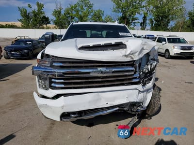 Piąte zdjęcie samochodu w środku: 2023 CHEVROLET SILVERADO K3500 HIGH COUNTRY VIN:1GC4YVEY8PF155330 - miniatura