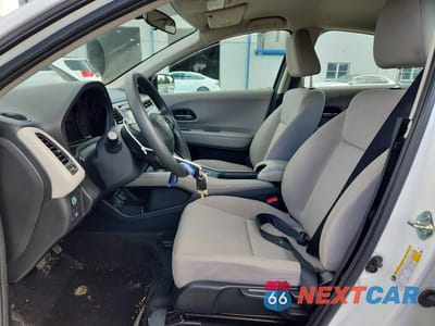 Zdjęcie 7 z 12 samochodu: 2018 HONDA HR-V LX VIN:3CZRU6H33JM706868 - miniatura