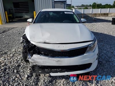 Piąte zdjęcie samochodu w środku: 2018 KIA OPTIMA LX VIN:5XXGT4L34JG255270 - miniatura
