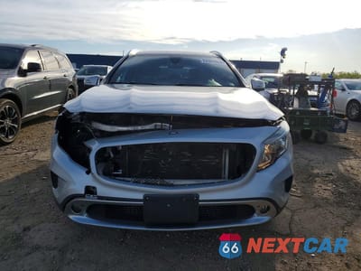 Piąte zdjęcie samochodu w środku: 2016 MERCEDES-BENZ GLA 250 4MATIC VIN:WDCTG4GB6GJ197794 - miniatura