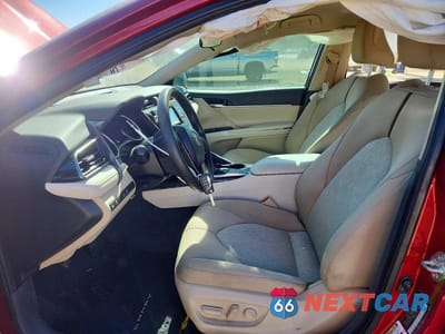 Zdjęcie 7 z 13 samochodu: 2020 TOYOTA CAMRY LE VIN:4T1C11AK4LU382073 - miniatura