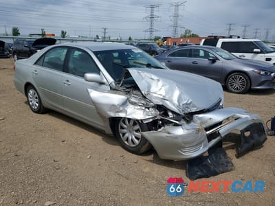 Czwarte zdjęcie samochodu z boku: 2005 TOYOTA CAMRY LE VIN:4T1BE32K75U521559 - miniatura