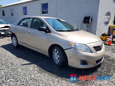 Czwarte zdjęcie samochodu z boku: 2010 TOYOTA COROLLA BASE VIN:2T1BU4EE7AC231087 - miniatura
