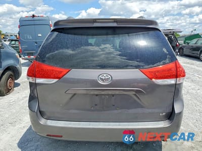 Zdjęcie 6 z 13 samochodu: 2011 TOYOTA SIENNA LE VIN:5TDKK3DC8BS133663 - miniatura