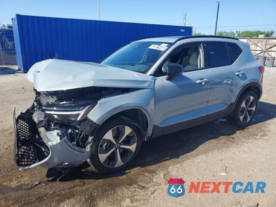 2026 VOLVO XC40 PLUS YV4L12UCXT2737741 - główne zdjęcie licytacji z USA - miniatura