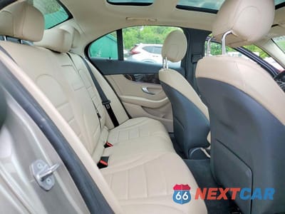 Zdjęcie 10 z 13 samochodu: 2021 MERCEDES-BENZ C 300 4MATIC VIN:W1KWF8EB2MR643751 - miniatura