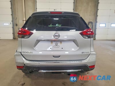 Zdjęcie 6 z 13 samochodu: 2018 NISSAN ROGUE SV VIN:5N1AT2MV5JC809633 - miniatura