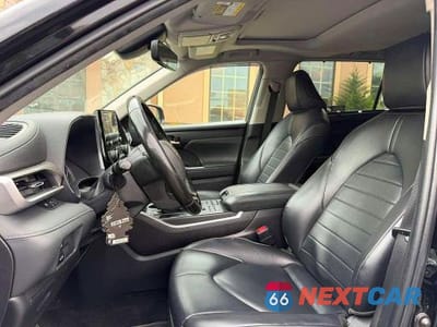 Zdjęcie 7 z 12 samochodu: 2022 TOYOTA HIGHLANDER XLE VIN:5TDGZRBH5NS591314 - miniatura