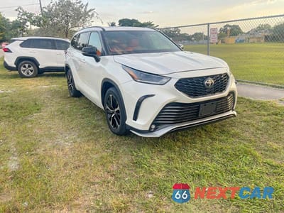 2021 TOYOTA HIGHLANDER XSE 5TDJZRBH1MS132141 - główne zdjęcie licytacji z USA - miniatura