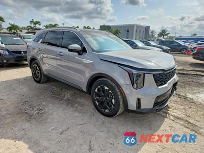 Czwarte zdjęcie samochodu z boku: 2025 KIA SORENTO S VIN:5XYRL4JC9SG348858 - miniatura