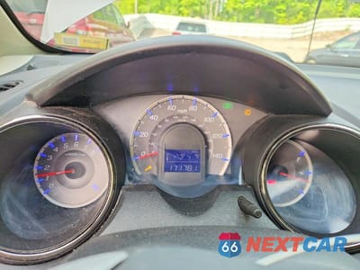 Zdjęcie 9 z 12 samochodu: 2013 HONDA FIT SPORT VIN:JHMGE8G59DC053718 - miniatura