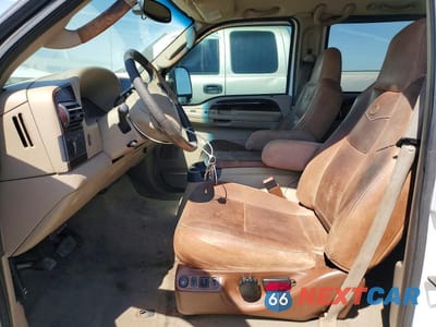 Zdjęcie 7 z 12 samochodu: 2005 FORD F250 SUPER DUTY VIN:1FTSW20P05EA80295 - miniatura