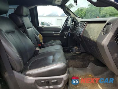Piąte zdjęcie samochodu w środku: 2011 FORD F350 SUPER DUTY VIN:1FT8W3BT4BEB93866 - miniatura
