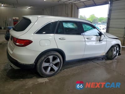 Trzecie zdjęcie samochodu z tyłu: 2016 MERCEDES-BENZ GLC 300 VIN:WDC0G4JB8GF006603 - miniatura