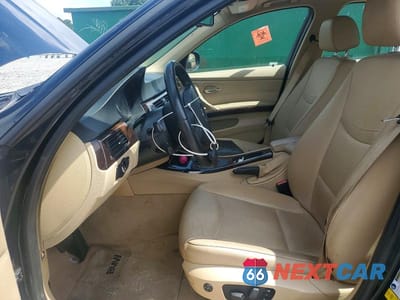 Zdjęcie 7 z 12 samochodu: 2011 BMW 328 I VIN:WBAPH7C50BE677060 - miniatura