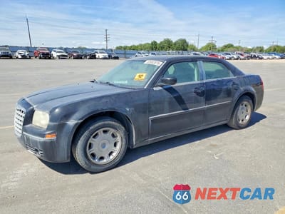 2009 CHRYSLER 300 TOURING 2C3LA53V49H564259 - główne zdjęcie licytacji z USA - miniatura