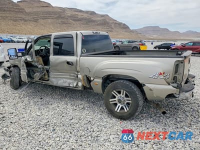 Drugie zdjęcie samochodu z przodu: 2003 CHEVROLET SILVERADO K1500 HEAVY DUTY VIN:1GCGK13U93F229629 - miniatura