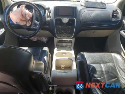 Zdjęcie 8 z 13 samochodu: 2012 CHRYSLER TOWN & COUNTRY LIMITED VIN:2C4RC1GG3CR368352 - miniatura