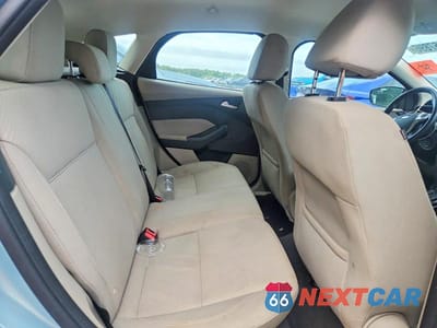 Zdjęcie 10 z 12 samochodu: 2014 FORD FOCUS BEV VIN:1FADP3R45EL259986 - miniatura