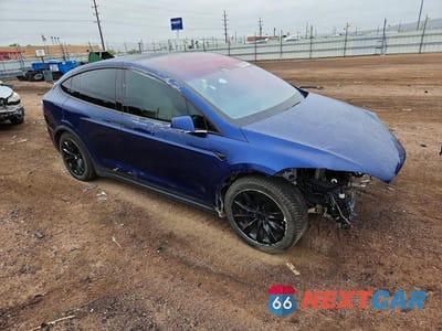 Czwarte zdjęcie samochodu z boku: 2019 TESLA MODEL X VIN:5YJXCBE24KF203263 - miniatura