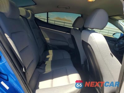 Zdjęcie 10 z 12 samochodu: 2017 HYUNDAI ELANTRA SE VIN:KMHD74LF4HU085767 - miniatura