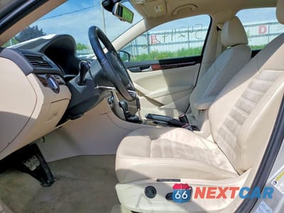 Zdjęcie 7 z 12 samochodu: 2013 VOLKSWAGEN PASSAT SEL VIN:1VWCN7A31DC125350 - miniatura