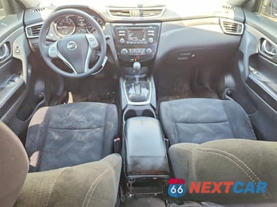 Zdjęcie 8 z 13 samochodu: 2016 NISSAN ROGUE S VIN:5N1AT2MV0GC848011 - miniatura