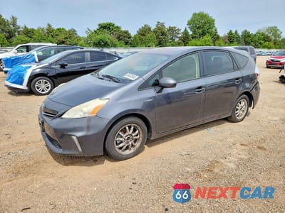 2013 TOYOTA PRIUS V THREE JTDZN3EU8D3243159 - główne zdjęcie licytacji z USA - miniatura
