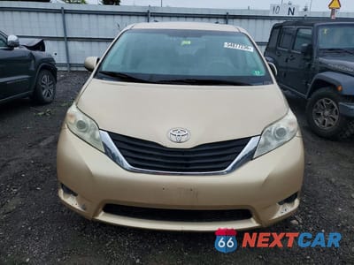Piąte zdjęcie samochodu w środku: 2012 TOYOTA SIENNA LE VIN:5TDKK3DC4CS194512 - miniatura