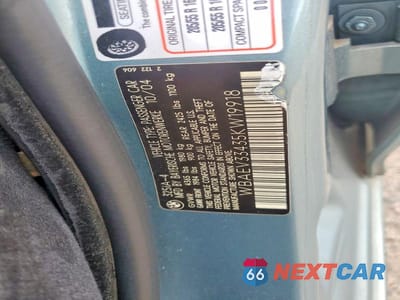 Zdjęcie 12 z 12 samochodu: 2005 BMW 325 I VIN:WBAEV33435KW19918 - miniatura