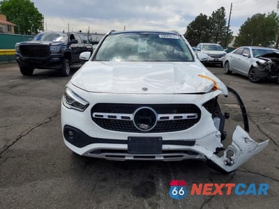 Piąte zdjęcie samochodu w środku: 2023 MERCEDES-BENZ GLA 250 4MATIC VIN:W1N4N4HB3PJ486364 - miniatura