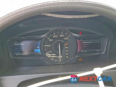 Zdjęcie 9 z 13 samochodu: 2015 LINCOLN MKX VIN:2LMDJ8JK3FBL22328 - miniatura