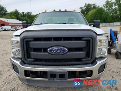 Piąte zdjęcie samochodu w środku: 2012 FORD F250 SUPER DUTY VIN:1FDBF2B63CEA89666 - miniatura