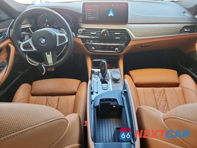 Zdjęcie 8 z 12 samochodu: 2022 BMW 530 XI VIN:WBA13BJ01NWX81232 - miniatura