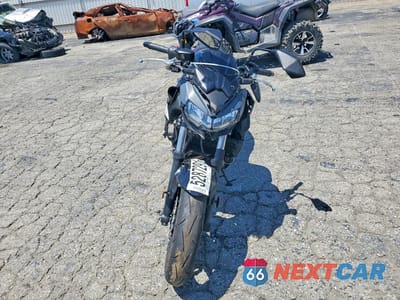 Drugie zdjęcie samochodu z przodu: 2025 KAWASAKI ER650 P VIN:ML5EREP14SDAD6883 - miniatura