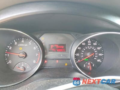 Zdjęcie 9 z 13 samochodu: 2017 KIA SEDONA LX VIN:KNDMB5C12H6227342 - miniatura