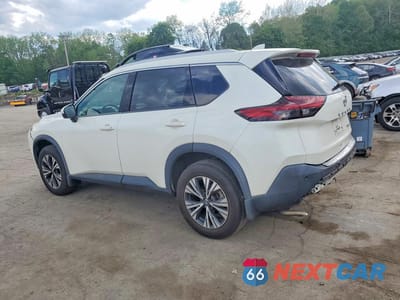 Drugie zdjęcie samochodu z przodu: 2021 NISSAN ROGUE SV VIN:5N1AT3BB4MC755809 - miniatura