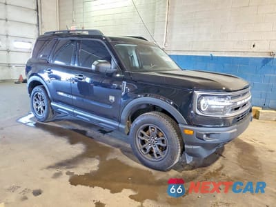 Czwarte zdjęcie samochodu z boku: 2022 FORD BRONCO SPORT BIG BEND VIN:3FMCR9B66NRE35956 - miniatura