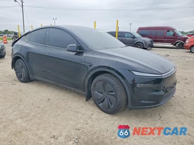 Czwarte zdjęcie samochodu z boku: 2026 TESLA MODEL Y VIN:7SAYGDEE4TA491821 - miniatura