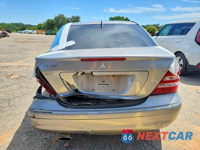 Zdjęcie 6 z 12 samochodu: 2006 MERCEDES-BENZ C 230 VIN:WDBRF52H66F746284 - miniatura