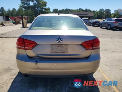 Zdjęcie 6 z 12 samochodu: 2015 VOLKSWAGEN PASSAT SE VIN:1VWBV7A33FC038743 - miniatura