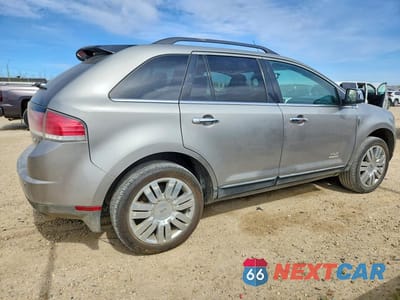 Trzecie zdjęcie samochodu z tyłu: 2008 LINCOLN MKX VIN:2LMDU88C98BJ01096 - miniatura