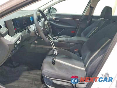 Zdjęcie 7 z 12 samochodu: 2026 HYUNDAI SONATA HYBRID BLUE VIN:KMHL24JJ2TA165032 - miniatura