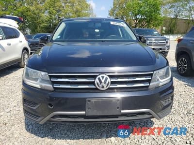 Piąte zdjęcie samochodu w środku: 2019 VOLKSWAGEN TIGUAN S VIN:3VV0B7AX3KM018105 - miniatura