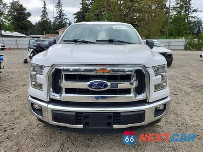 Piąte zdjęcie samochodu w środku: 2016 FORD F150 SUPERCREW VIN:1FTEW1EF2GKE04827 - miniatura